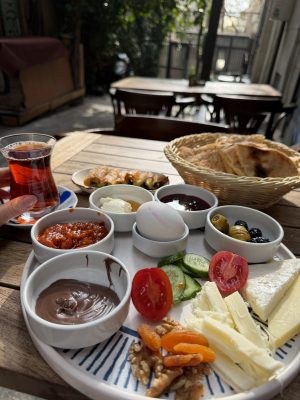 飛んでイスタンブール