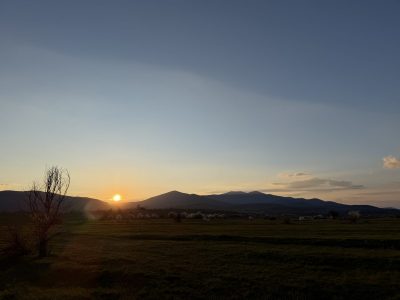 セルビアの話② イースターとか山に沈む夕日とか